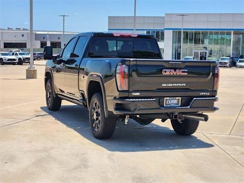 2025 GMC Sierra 2500 AT4