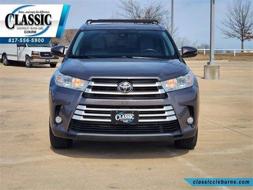 2019 Toyota Highlander SE