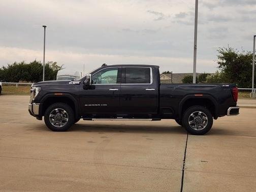 2026 GMC Sierra 2500 SLT