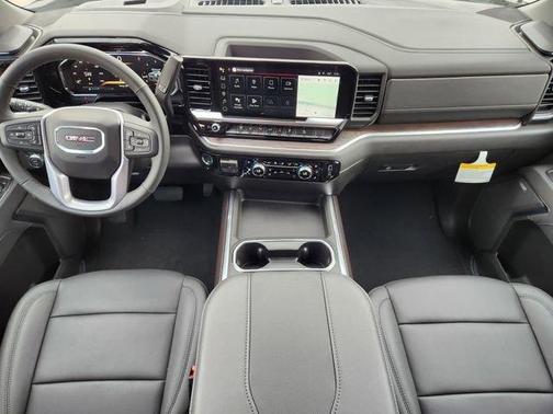 2026 GMC Sierra 2500 SLT