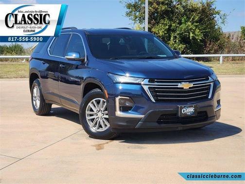 2023 Chevrolet Traverse LT Cloth