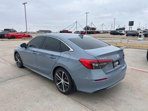 2022 Honda Civic Touring