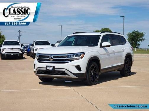 Pure White 2023 Volkswagen Atlas 3.6L SE w/Technology