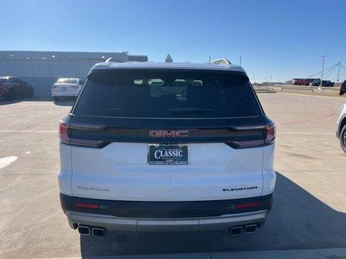2025 GMC Acadia Elevation