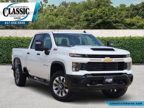 Summit White 2025 Chevrolet Silverado 2500 Custom
