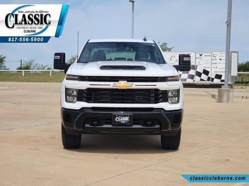 Summit White 2025 Chevrolet Silverado 2500 Custom