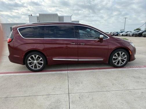2019 Chrysler Pacifica Limited
