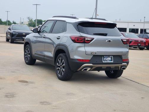 Sterling Gray Metallic 2026 Chevrolet Trailblazer ACTIV