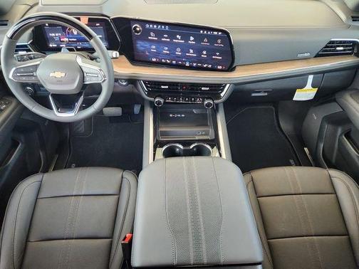 Black 2026 Chevrolet Suburban High Country
