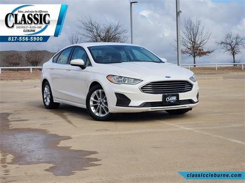 2020 Ford Fusion SE