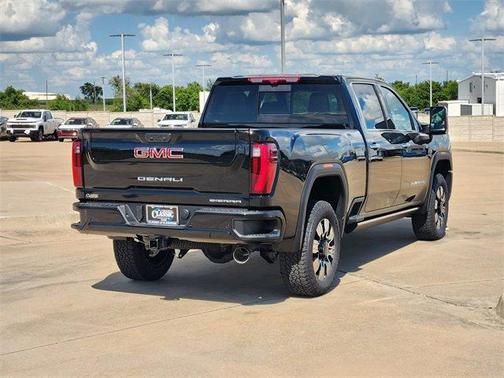2025 GMC Sierra 2500 Denali