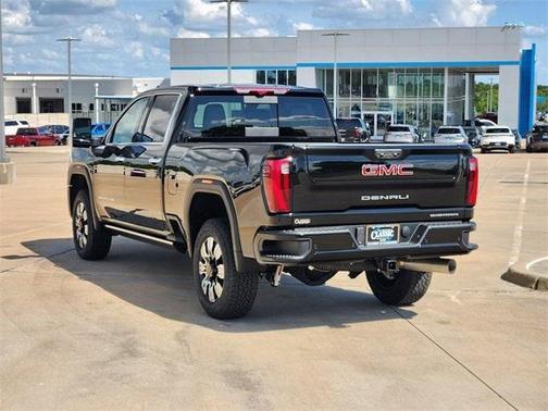 2025 GMC Sierra 2500 Denali