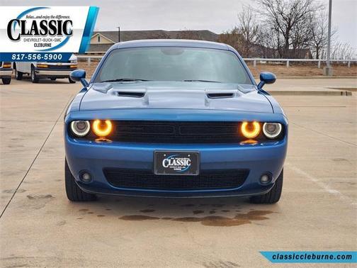 2022 Dodge Challenger SXT