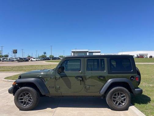 2024 Jeep Wrangler Sport