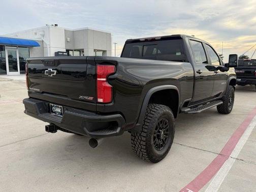 2025 Chevrolet Silverado 2500 ZR2
