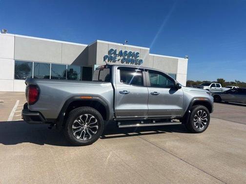 2025 GMC Canyon Denali
