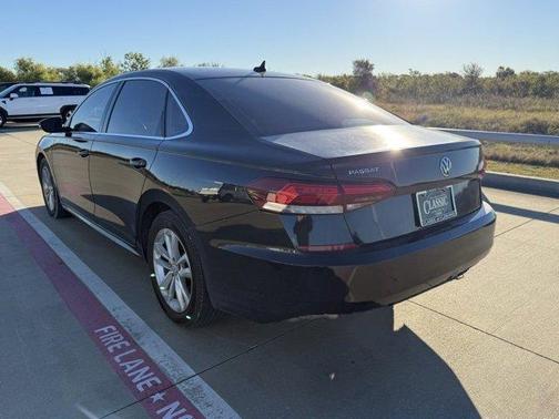 2020 Volkswagen Passat 2.0T SE