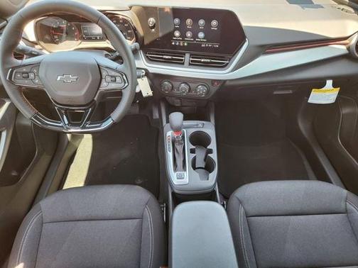 Sterling Gray Metallic 2026 Chevrolet Trax 1RS