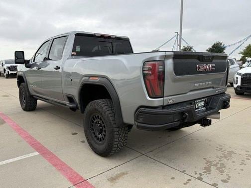 2024 GMC Sierra 2500 AT4X