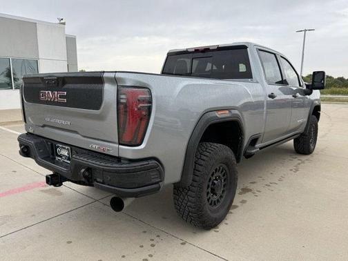 2024 GMC Sierra 2500 AT4X