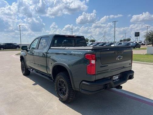 2025 Chevrolet Silverado 1500 ZR2