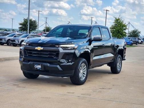 Black 2026 Chevrolet Colorado LT