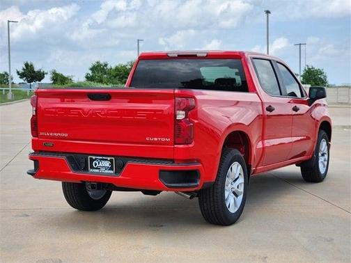 2025 Chevrolet Silverado 1500 Custom