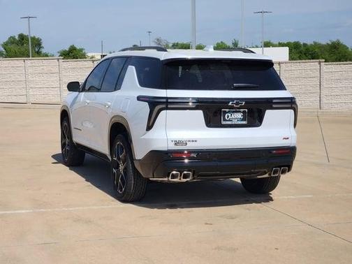 Polar White 2026 Chevrolet Traverse RS