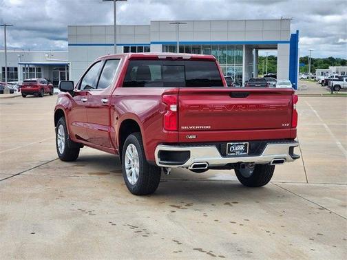 2025 Chevrolet Silverado 1500 LTZ