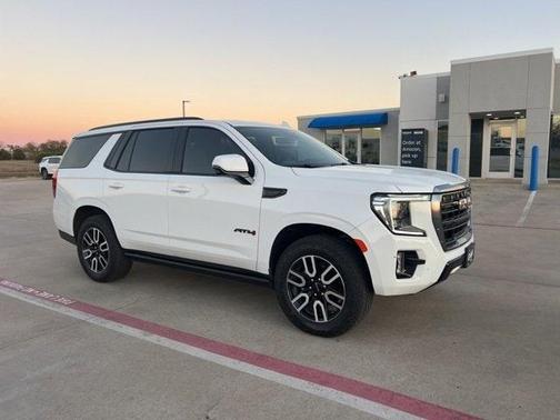 2023 GMC Yukon AT4
