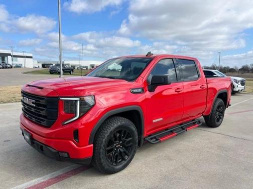 2025 GMC Sierra 1500 Elevation