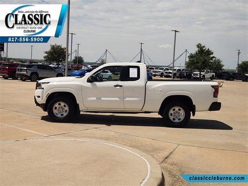 2022 Nissan Frontier S