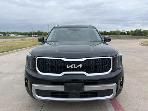 Black 2024 Kia Telluride EX