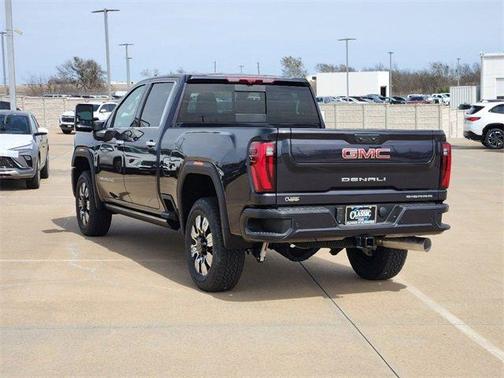2025 GMC Sierra 2500 Denali
