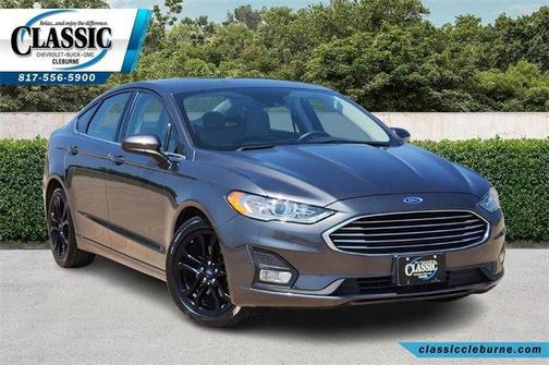2020 Ford Fusion SE