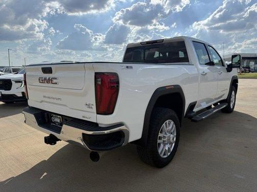 2024 GMC Sierra 2500 SLT