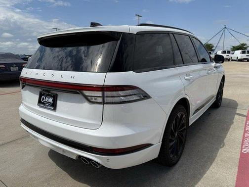 2025 Lincoln Aviator Reserve AWD