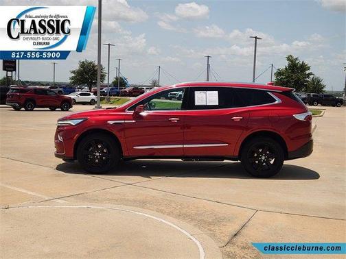 2023 Buick Enclave Essence