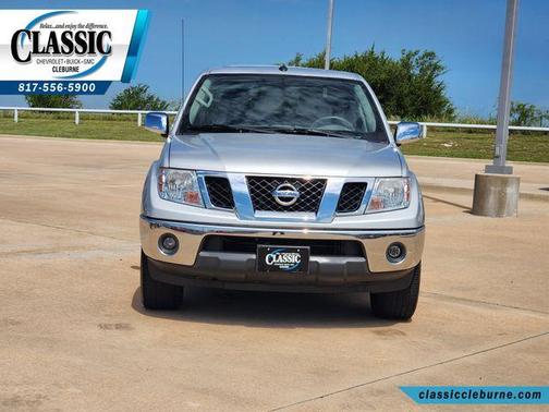 Gray 2019 Nissan Frontier SL