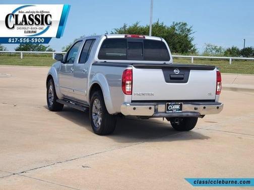 Gray 2019 Nissan Frontier SL