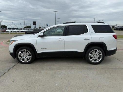 2017 GMC Acadia SLT-1