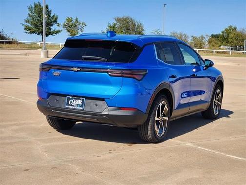 2026 Chevrolet Equinox EV LT 2