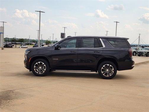2025 Chevrolet Tahoe LS