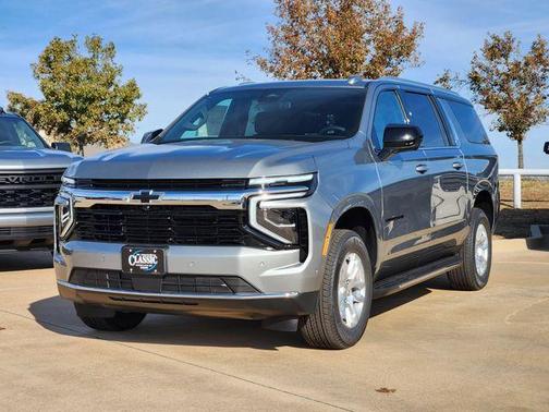 Sterling Gray Metallic 2026 Chevrolet Suburban LS