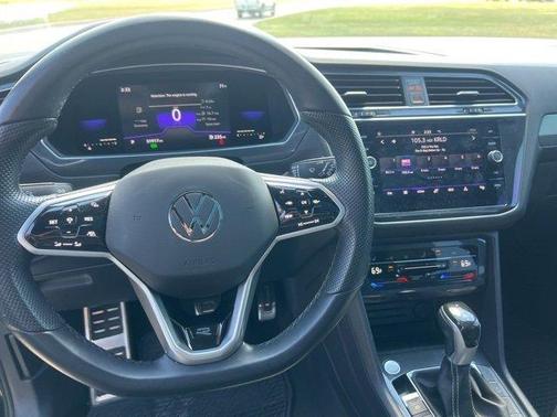 2023 Volkswagen Tiguan 2.0T SE R-Line Black