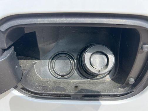 Summit White 2024 Chevrolet Silverado 2500 WT