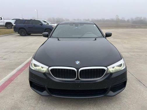 2019 BMW 540 i
