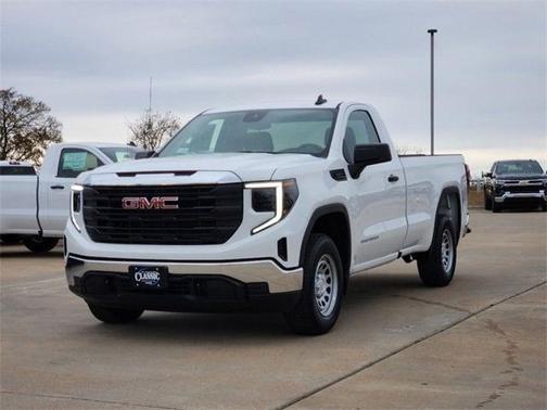 2025 GMC Sierra 1500 Pro