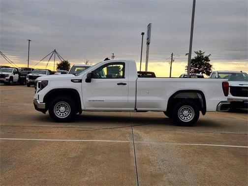 2025 GMC Sierra 1500 Pro