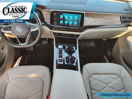 2024 Volkswagen Atlas 2.0T SE w/Technology